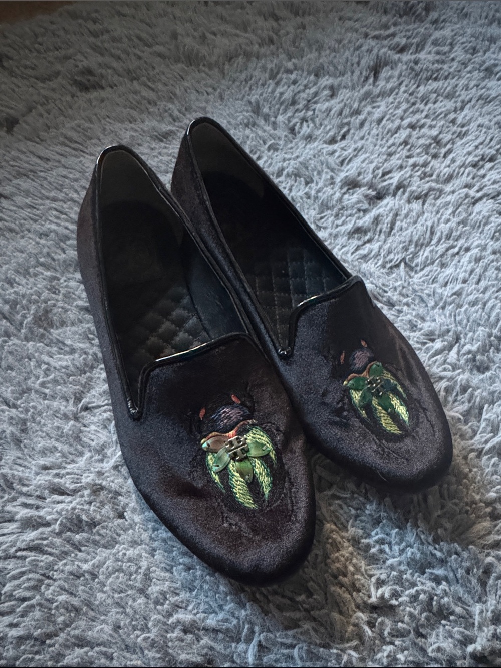 Tory Burch Easton Beetle Loafers Size 7.5 - Picture 2 of 13
